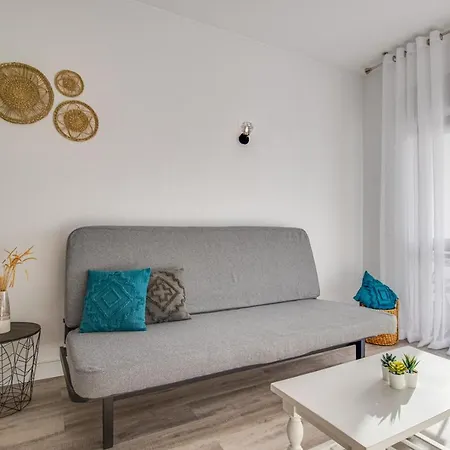 Apartment Renovated Oasis Ocean View 1bd Wi-fi 3 Min